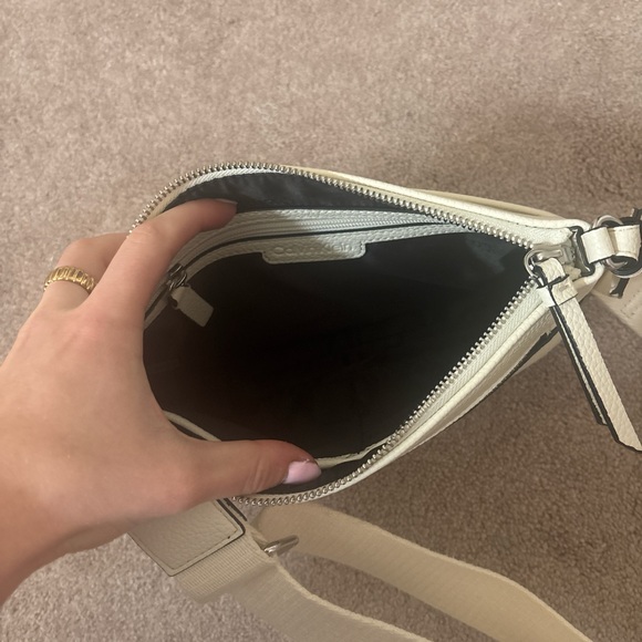 Calvin Klein purse - Picture 3 of 4
